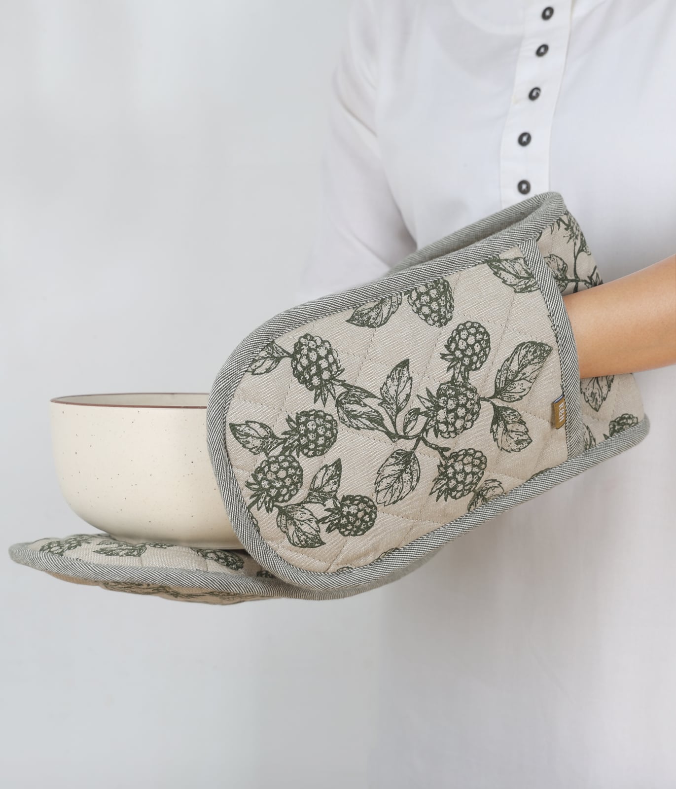 Berry Printed Double Oven Glove - Green