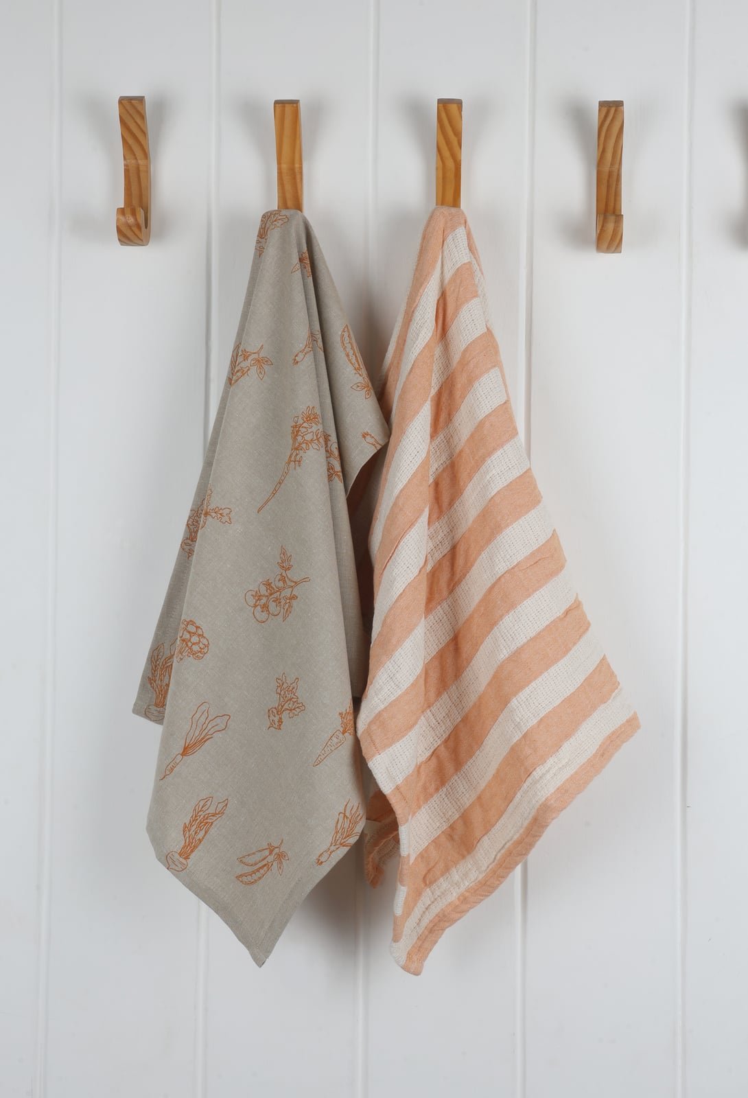 Root Veggie printed & YD double cloth Kitchen towel - Orange